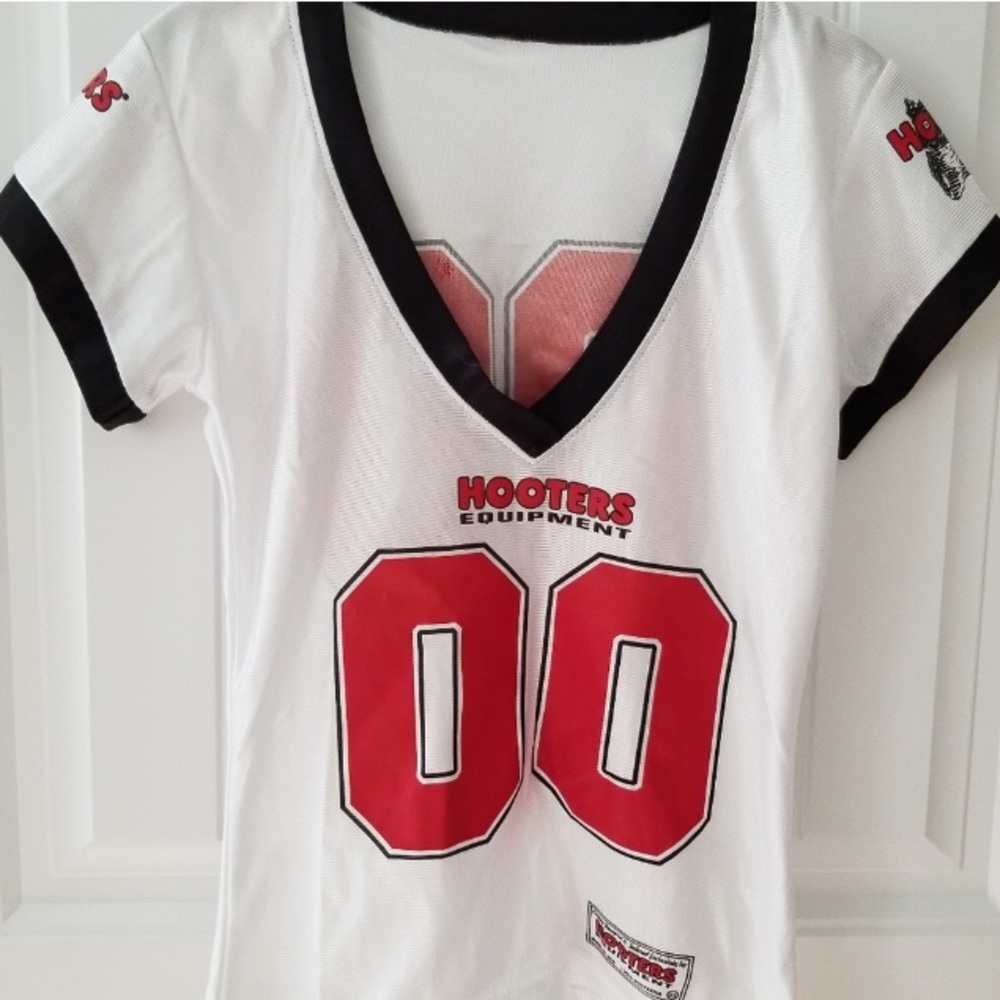 White & black Hooters jersey